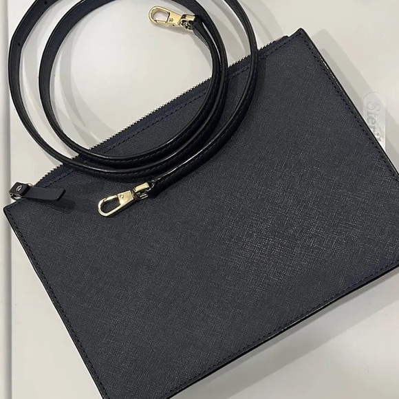 Kate Spade Cameron Street “Clarise” crossbody purse in Navy! - Picture 5 of 11